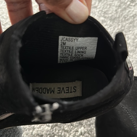 Steve Madden Platform Wedges Black Round Toe Side Zip Booties Sneakers Girls 2 - Picture 9 of 9